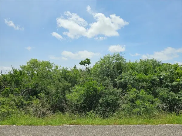 1110 Second Street, Bayside, TX 78340