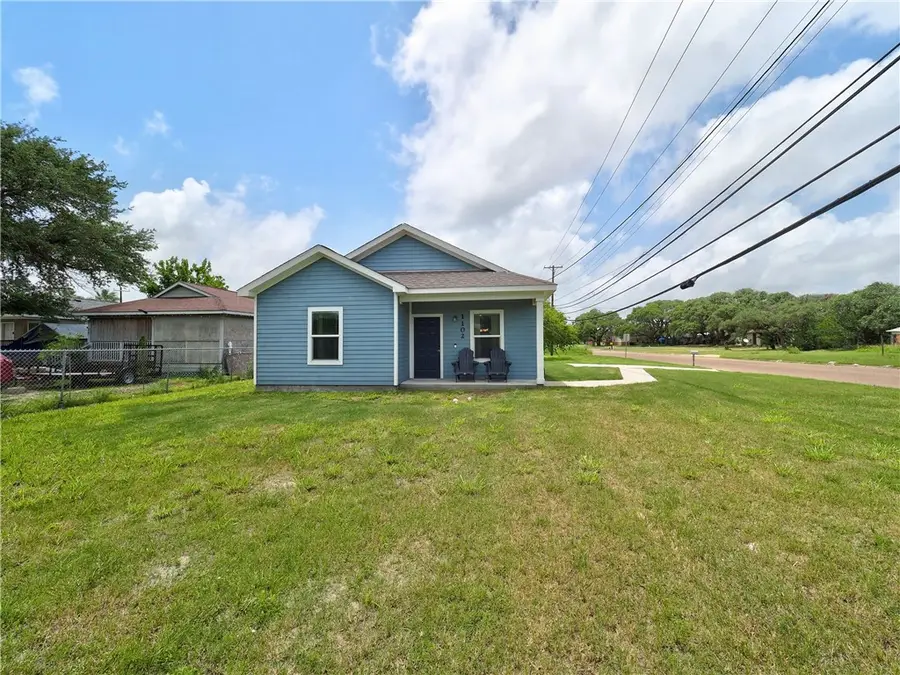 1102 S Mccampbell Street, Aransas Pass, TX 78336 - #2