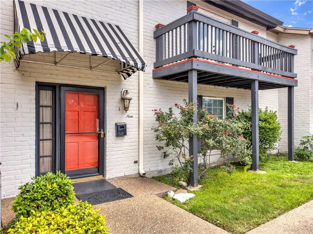 9 Rock Creek Drive #9, Corpus Christi, TX 78412 - #1
