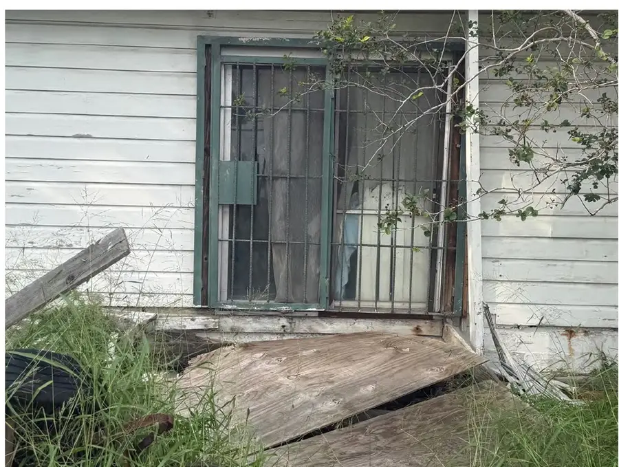 2747 Nemec Street, Corpus Christi, TX 78415 - #3