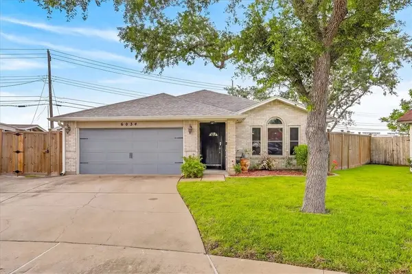 6034 Blue Water Drive, Corpus Christi, TX 78415
