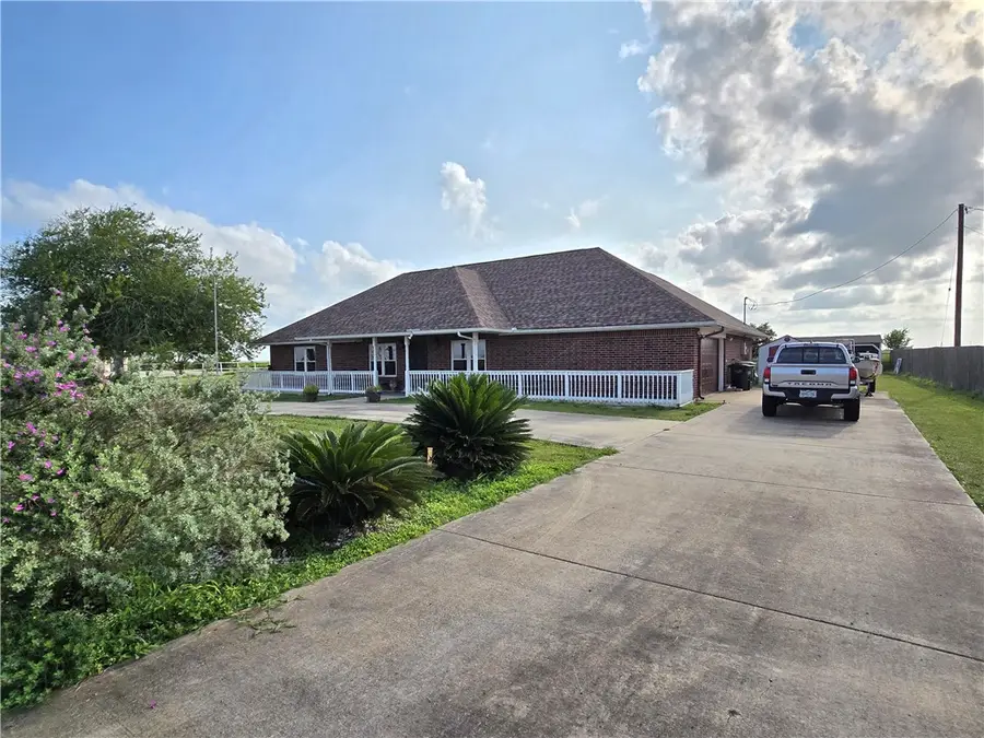 3893 County Road 61, Robstown, TX 78380 - #3