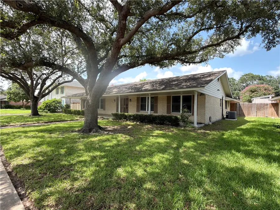 4302 Pecan Valley Drive, Corpus Christi, TX 78413 - #2