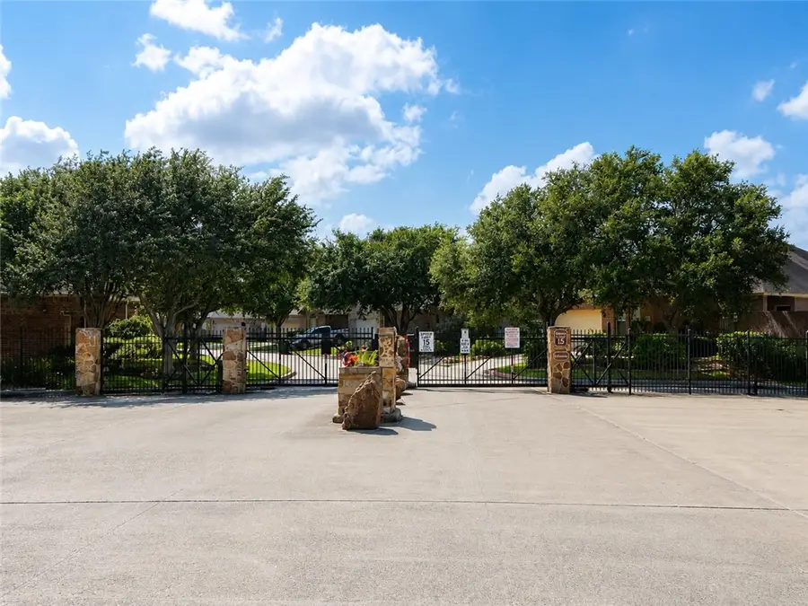 6106 Garden Court, Corpus Christi, TX 78414 - #2