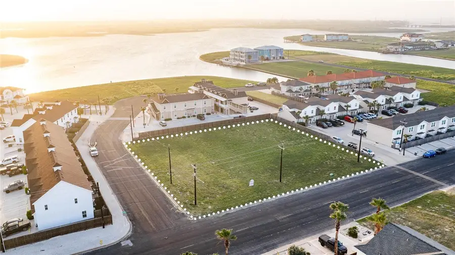 15041 Leeward Drive, Corpus Christi, TX 78418 - #2