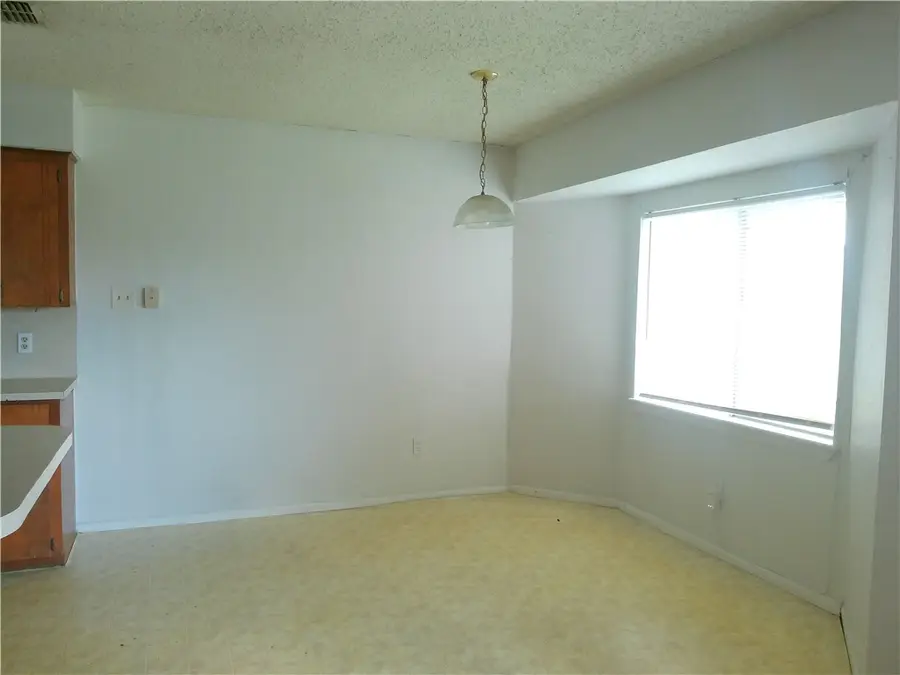 5718 Crestgrove Drive, Corpus Christi, TX 78415 - #3