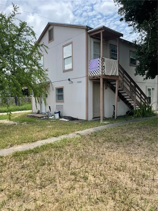 502 E Lott Avenue #U/L, Kingsville, TX 78363