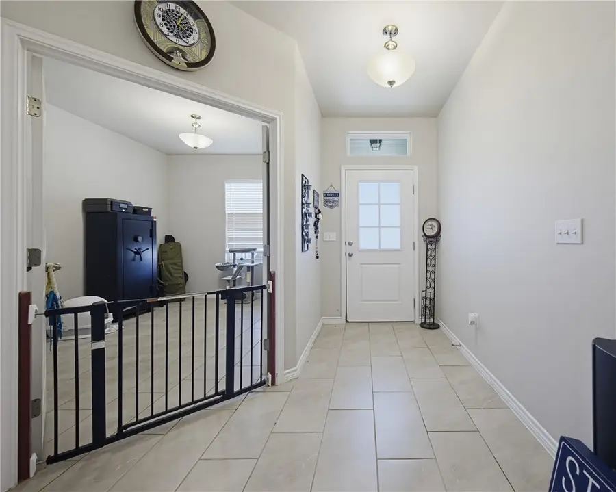 1926 Shellbank Avenue, Aransas Pass, TX 78336 - #3