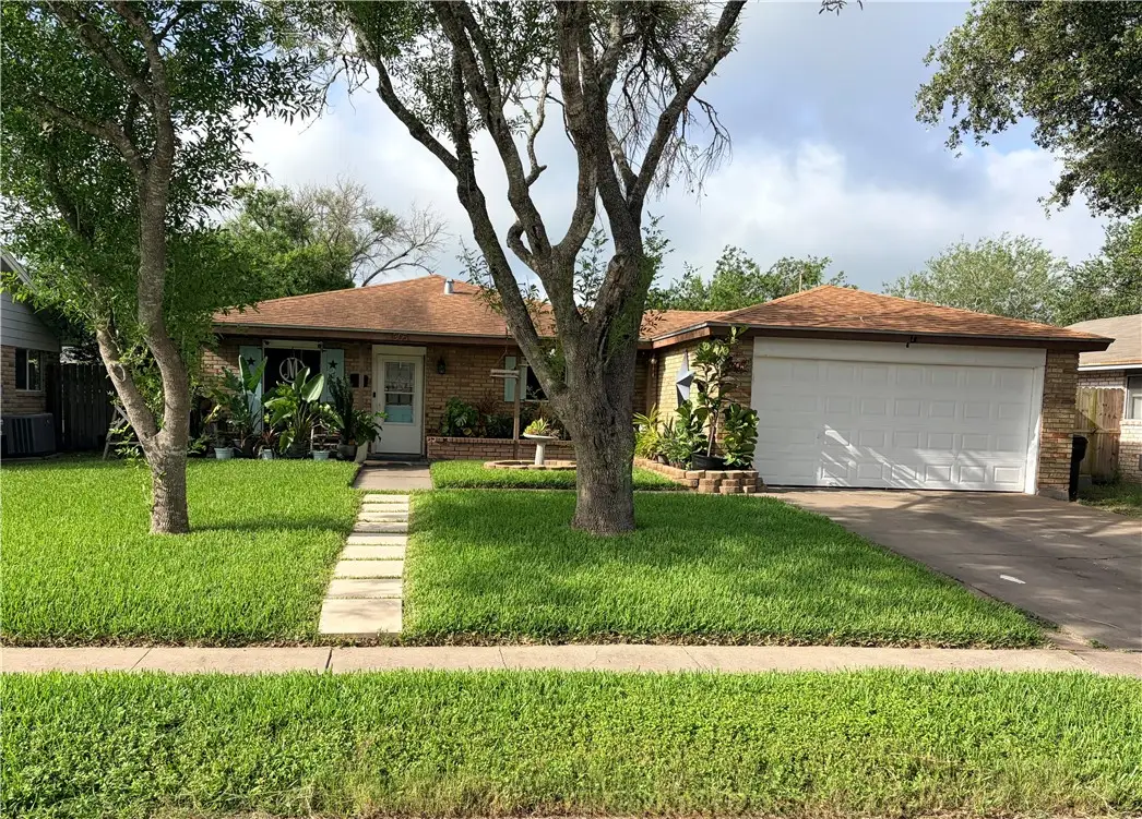305 Birchwood Drive, Kingsville, TX 78363 - #1