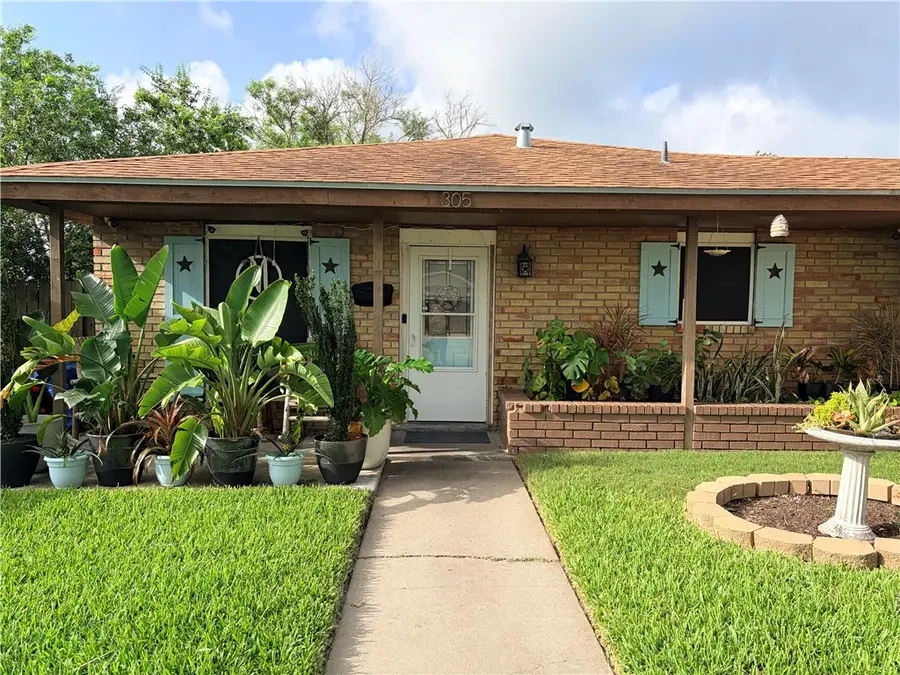 305 Birchwood Drive, Kingsville, TX 78363 - #3