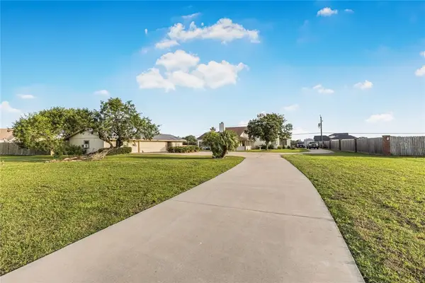 2125 Riata Drive, Corpus Christi, TX 78418