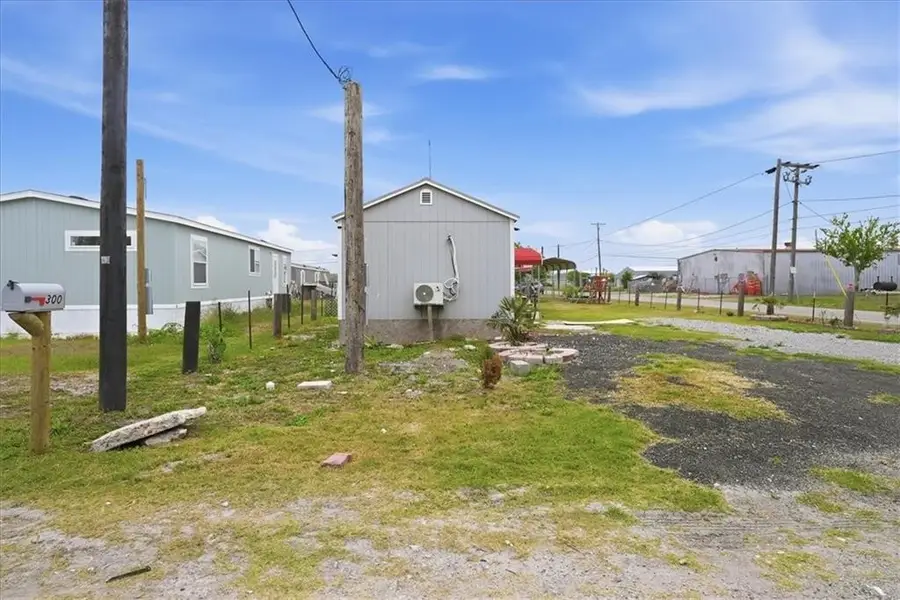 300 Packinghouse, Taft, TX 78390 - #3