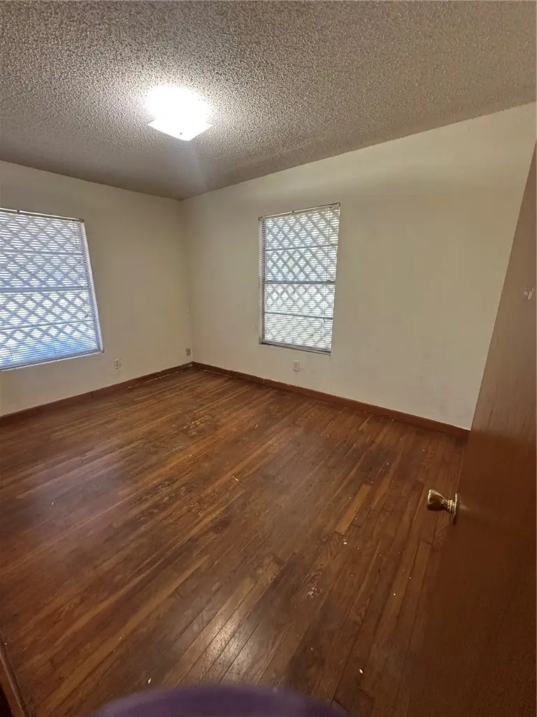 520 Avenue B, Sinton, TX 78387 - #3