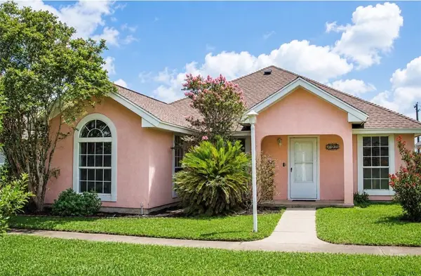 2303 Capri Dr, Ingleside, TX 78362