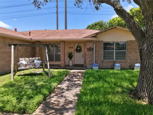 1809 Baffin Drive, Portland, TX 78374