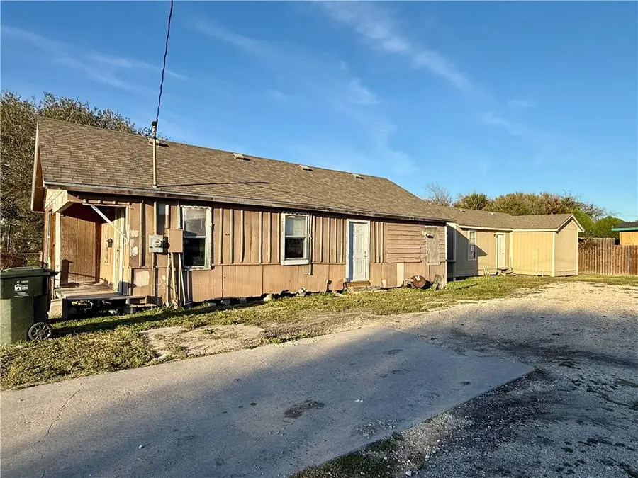 512 14th Street, Corpus Christi, TX 78401 - #3