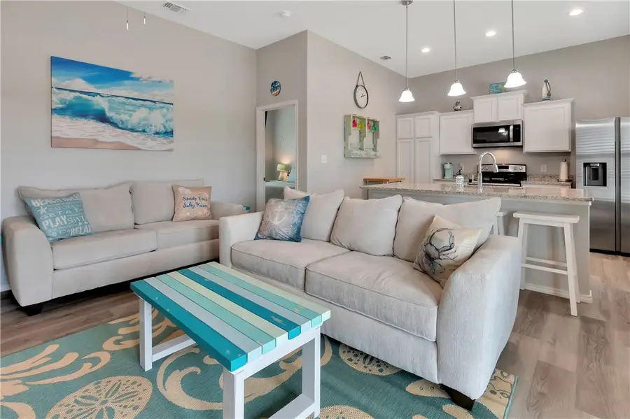 143 Paradise Drive E, Rockport, TX 78382 - #3