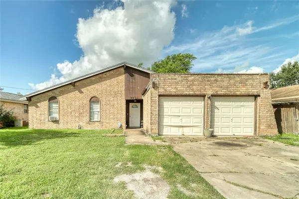 3317 Cresthill Drive, Corpus Christi, TX 78415