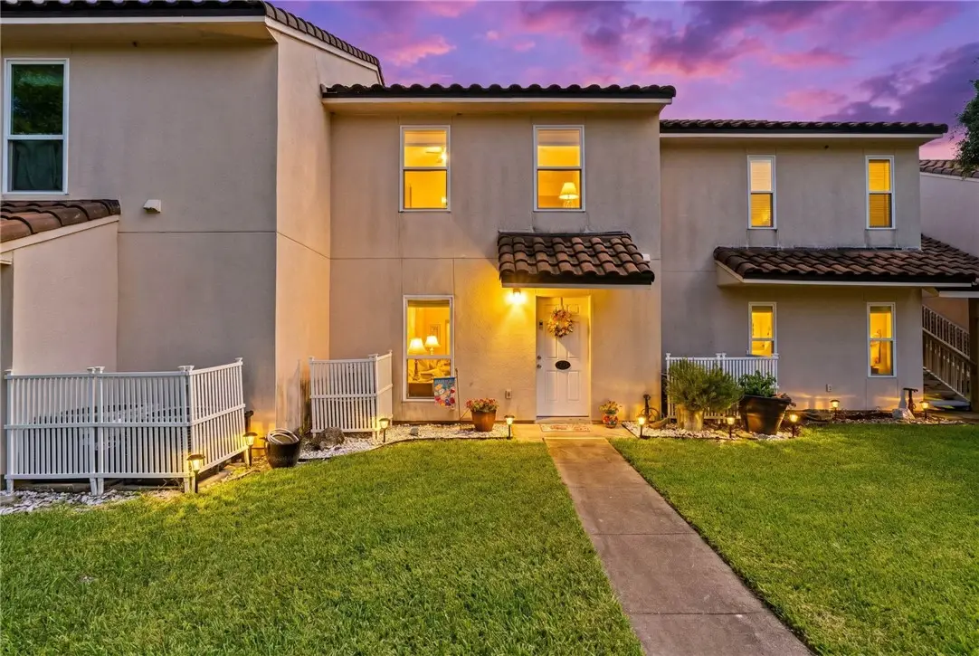 221 Marion Drive #C106, Rockport, TX 78382 - #1