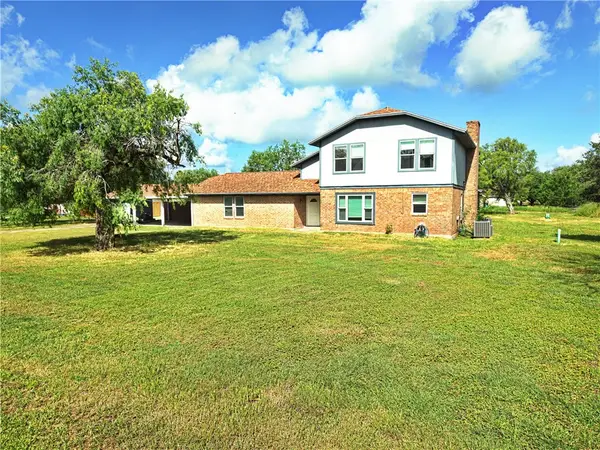 106 Adkins, Refugio, TX 78377