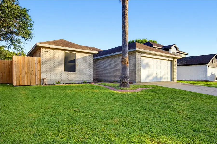 7925 Wolf Drive, Corpus Christi, TX 78414 - #2
