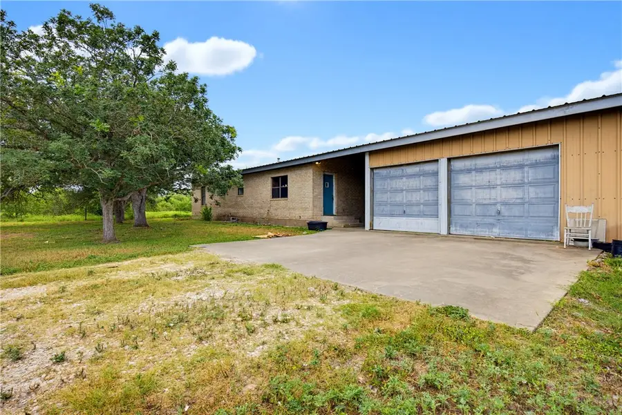 15201 County Road 908, Sinton, TX 78387 - #2