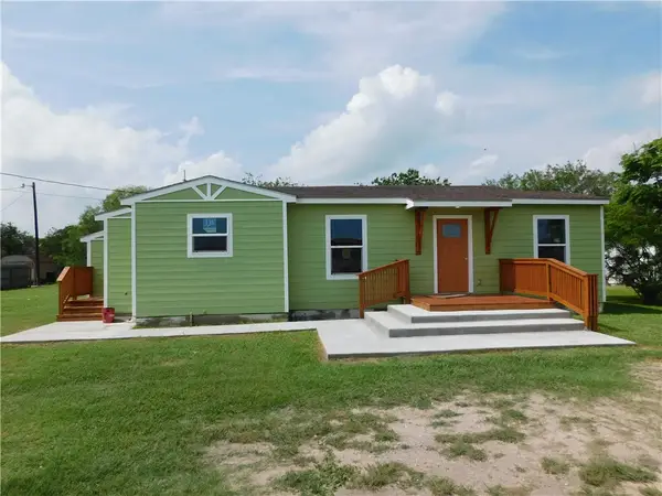 1508 E Corral Avenue, Kingsville, TX 78363