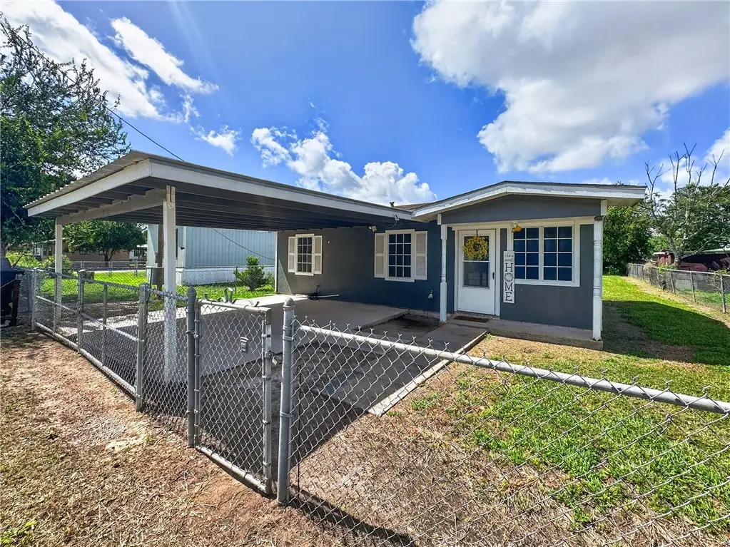503 W Dix Avenue, San Diego, TX 78384 - #1