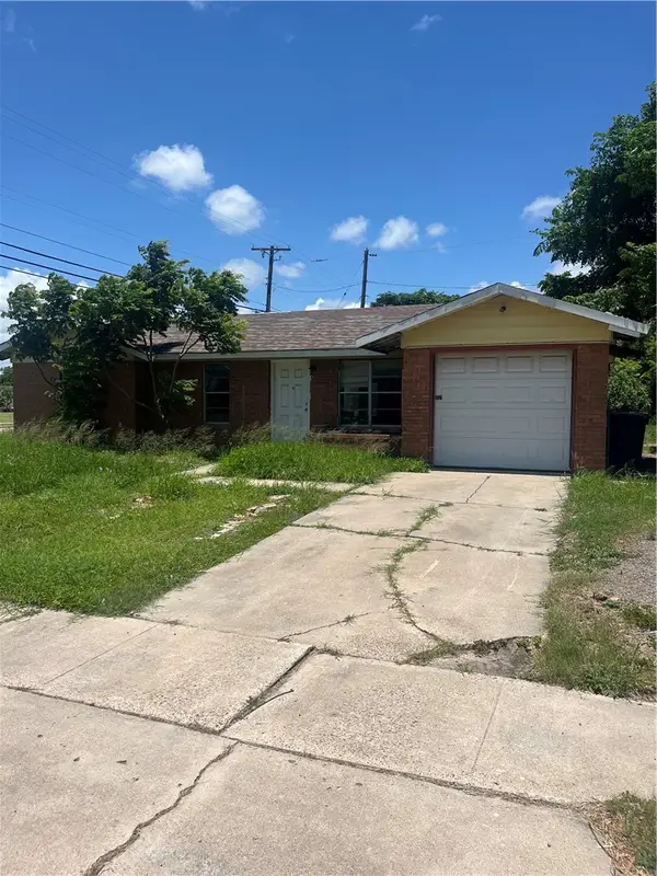 1649 Pinewood Drive, Corpus Christi, TX 78412