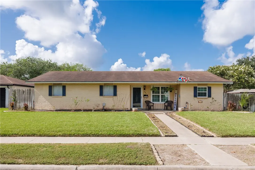 241 Briarwood Drive, Kingsville, TX 78363 - #1