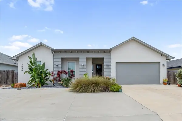 13838 Halyard Drive, Corpus Christi, TX 78418