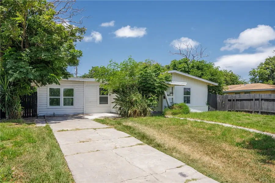5808 Rio Vista Avenue, Corpus Christi, TX 78412 - #2