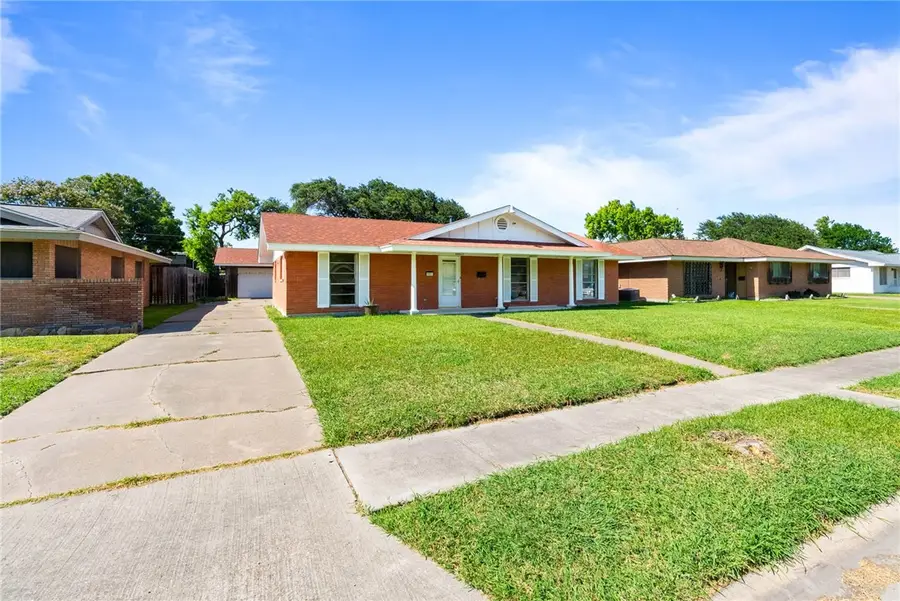 107 Daniel Moore Street, Portland, TX 78374 - #2