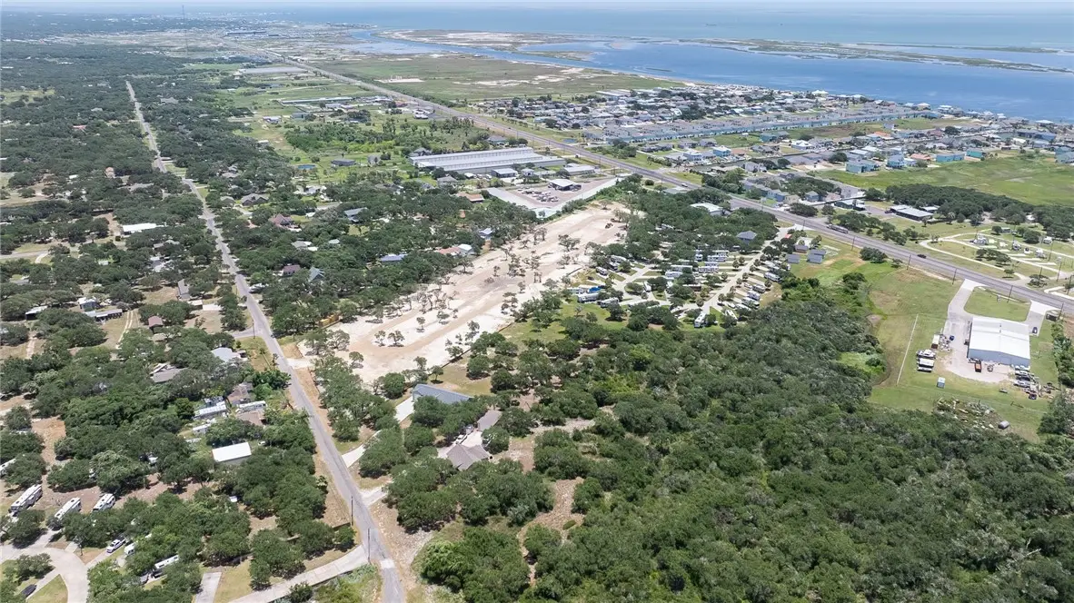 39 Portia Avenue, Rockport, TX 78382 - #1