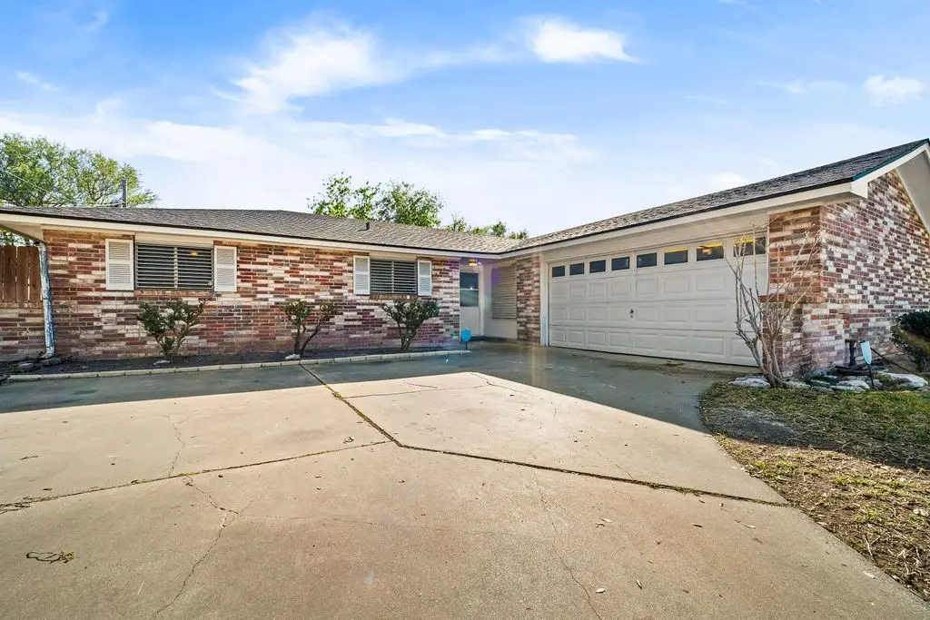 3925 Tripoli, Corpus Christi, TX 78415 - #1