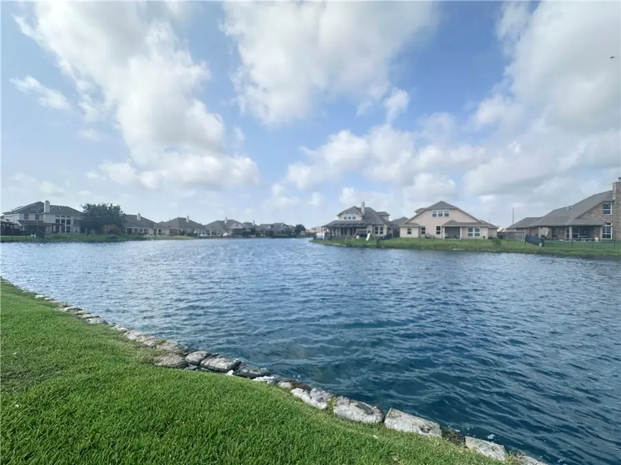 7509 Vaquero Drive, Corpus Christi, TX 78414 - #3