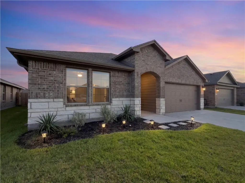 7321 Star Gazer Drive, Corpus Christi, TX 78414 - #1