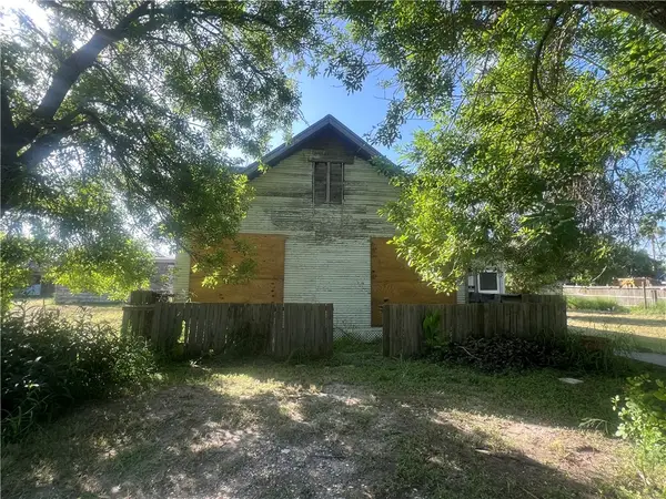 2826 Hargus Street, Ingleside, TX 78362