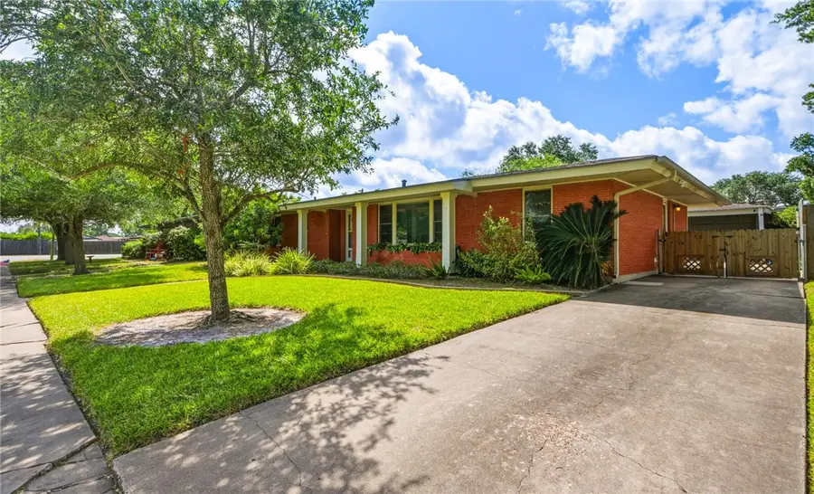 505 Williamson Place, Corpus Christi, TX 78411 - #2