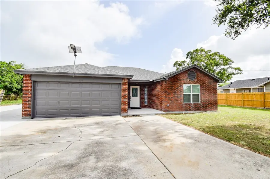 950 Mendoza Street, Corpus Christi, TX 78416 - #2