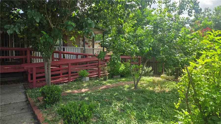 3918 Leigh Drive, Corpus Christi, TX 78408 - #3