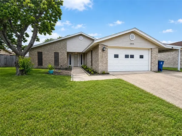 1019 Espana Drive, Portland, TX 78374