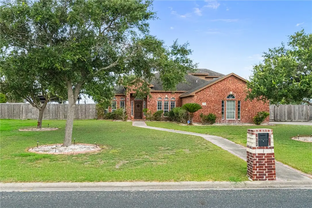 5921 King Trail, Corpus Christi, TX 78414 - #1