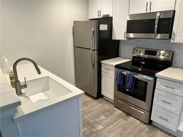 611 Lauderdale Drive #611, Rockport, TX 78382