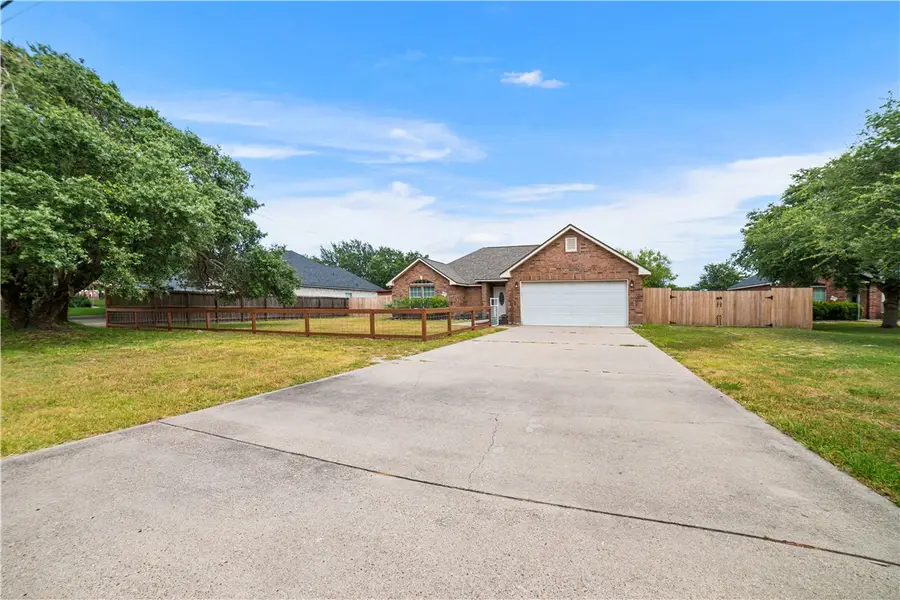 3374 Avenue A, Ingleside, TX 78362 - #3