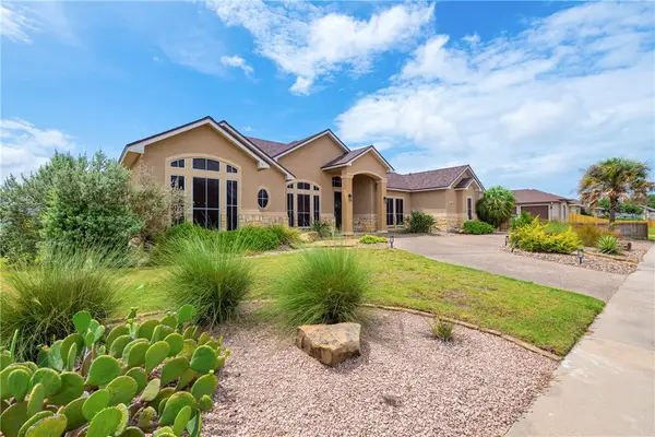 1818 Hosea Court, Corpus Christi, TX 78418