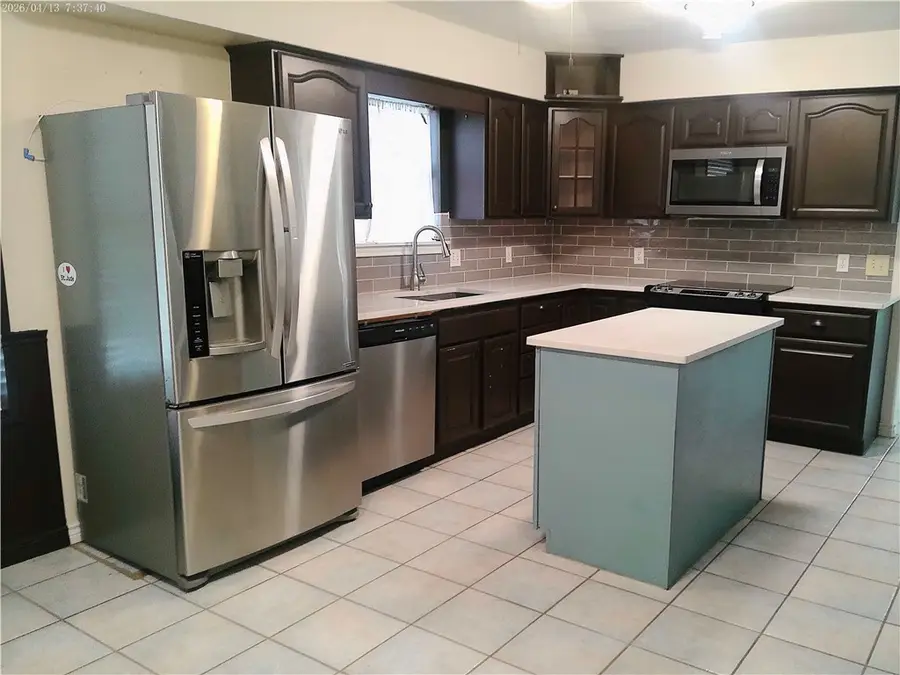 849 Cliff Drive, Portland, TX 78374 - #3