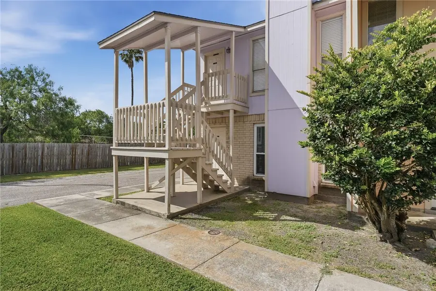 6702 Everhart #U-104, Corpus Christi, TX 78413 - #2