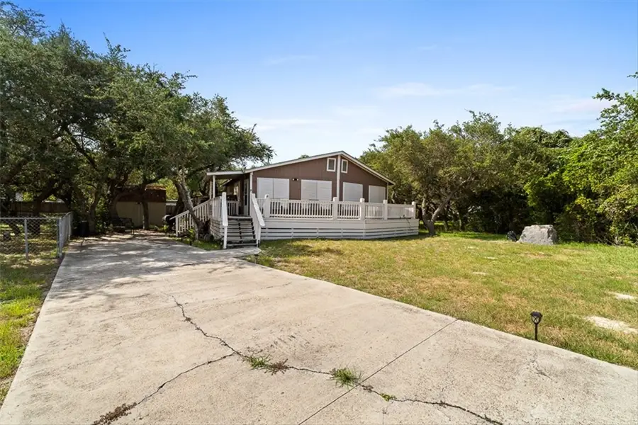 245 Griffith Drive, Rockport, TX 78382 - #2