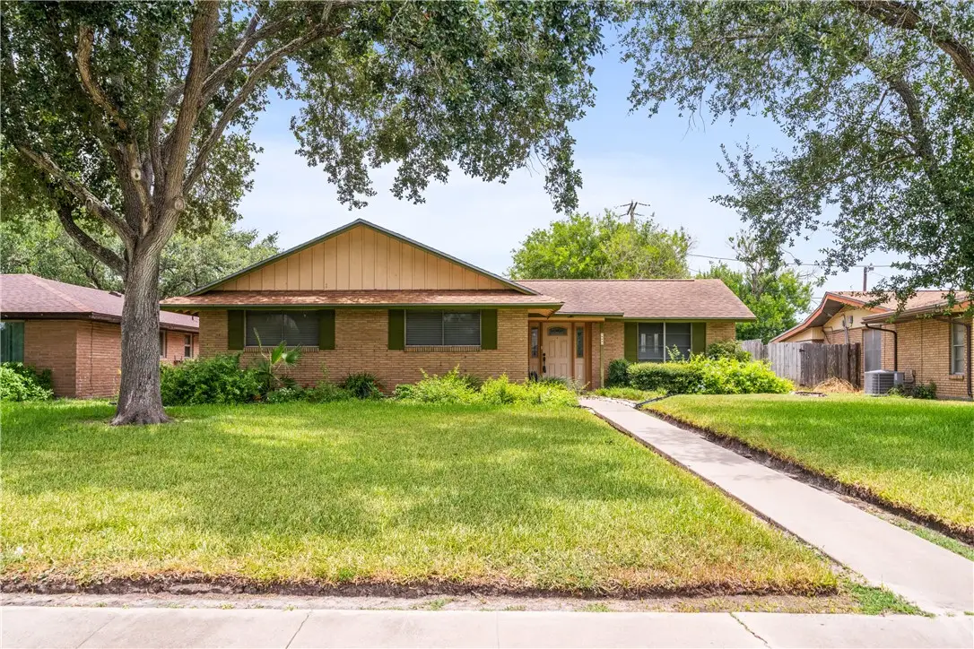 1917 S 7th Street, Kingsville, TX 78363 - #1